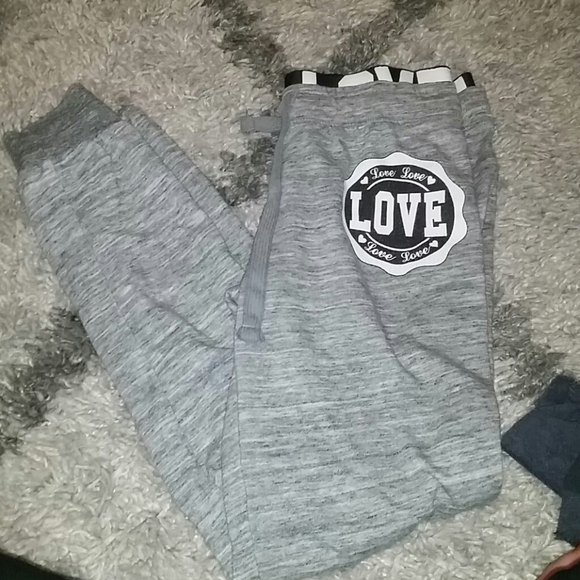 Jeans - Picture 3 of 10